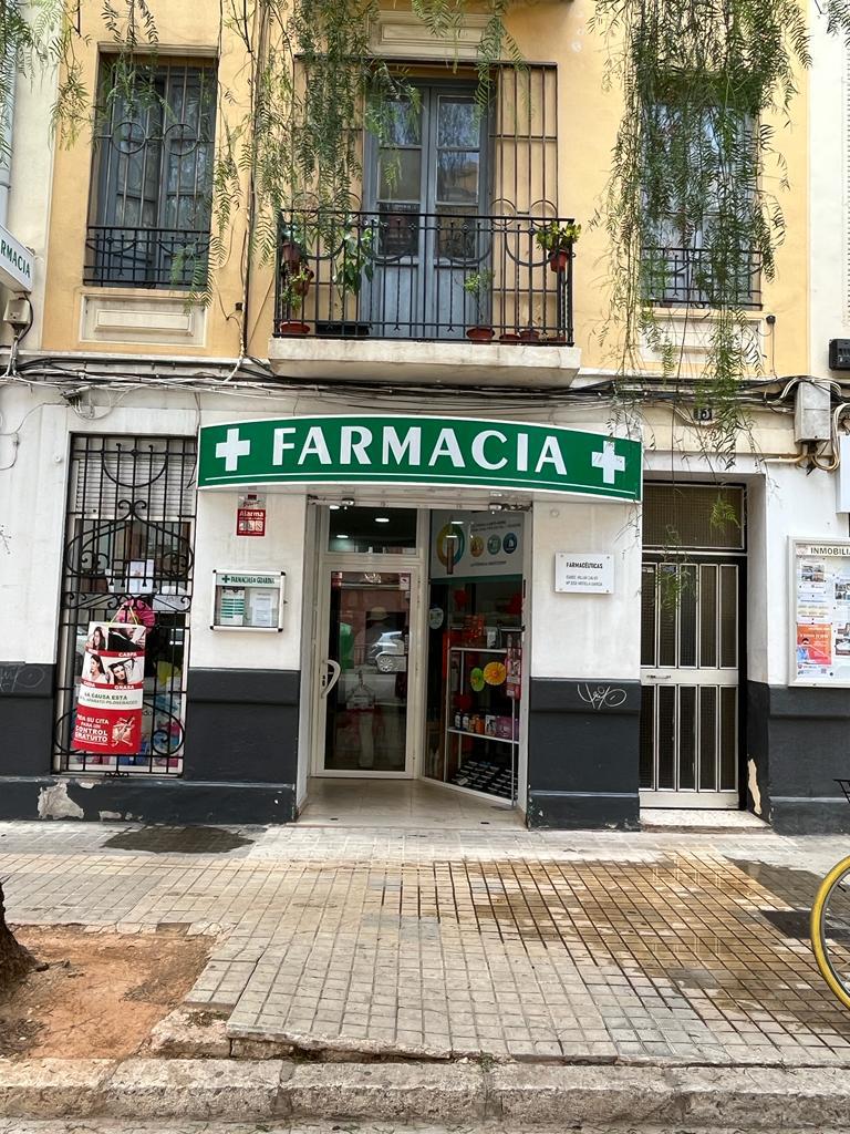 Farmacia Motilla Villar en Valencia exterior 1