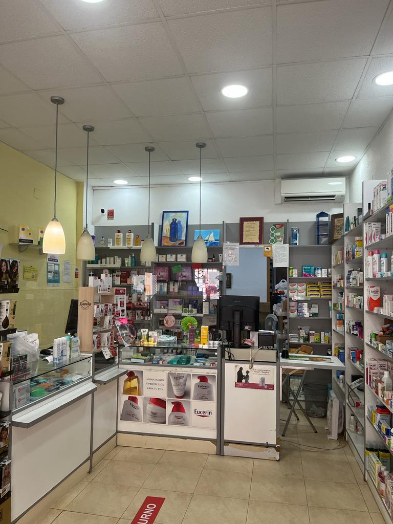 Farmacia Motilla Villar en Valencia interior 4