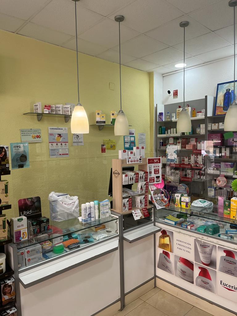 Farmacia Motilla Villar en Valencia interior 6
